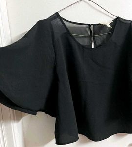 Forever 21 Trendy Black Top