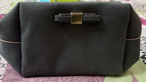🆕Oriflame Women Grey Poetry Pouch