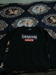 Levis Sweat Shirt For Men & Women