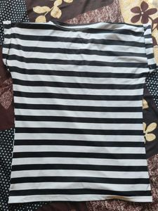 Striped &#39;Show Off&#39; Tee