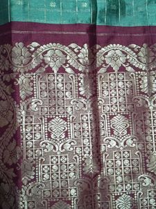 Green &amp; Maroon Zari Checks Saree