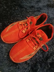 Sports Shoes