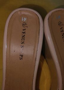 Venus Steps Hills