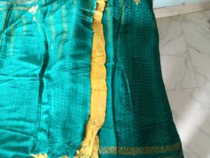 Used Georgette Saree - In Good Condition