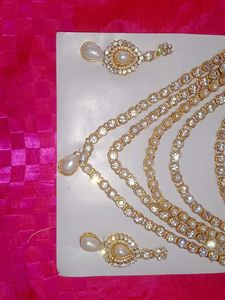 Elegant Pearl Necklace Set