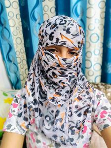 Women Printed Scraf