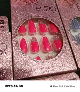 SALE 💅🏻 Press-On Nail Pack 💗(ONE PIECE)