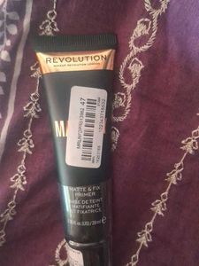 Revolution Matte &amp; Fix Primer