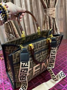 FENDI GOLD Bag Superb Condition
