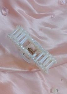 Pearl Embellished Hair Claw Clip