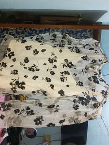 Floral Puff Sleeve Mesh Top