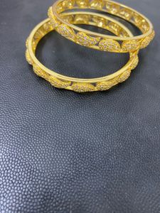 2 Bangles, Stones