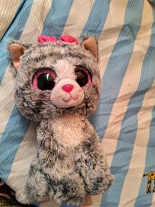 Ty Beanie Boo  Grey And White Cat Pink Glitter Eye