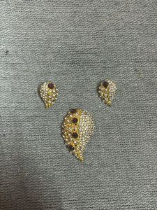 Leaf Pendant Necklace &amp; Earrings combo ✨🫶🏻