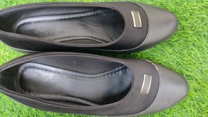 Women Black Formal Shoes