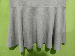 Gray Knit Flounce Hem Skirt