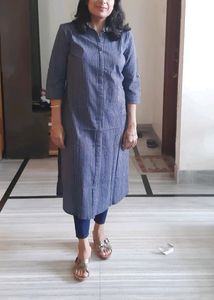 Kurta Aurelia Women Striped Straight Kurta