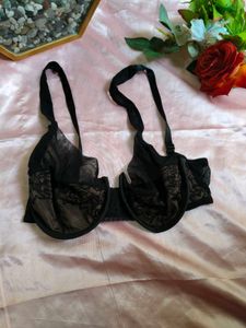 Lace Detail Black Bra