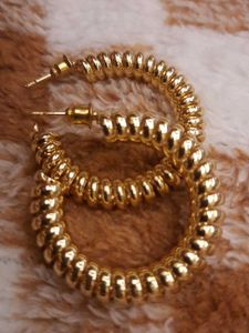 Golden Hoops