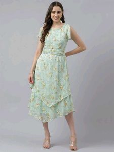 Latin Quarters Floral Green Dress