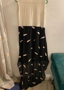 Chic Feather Print Maxi Dress