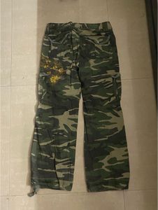Cargo Pants with details