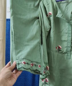 Pakistani 3 Piece Suit