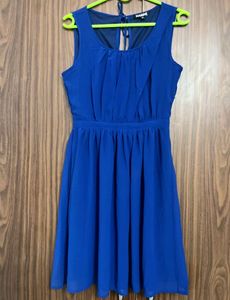 LALA LAND VIBES HARPA DRESS
