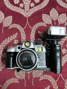 Pentax D-9000 DSLR DL-9000 Film Camera