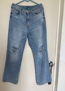 H&M RIBBED-DETAILED HIGH RISE JEANS