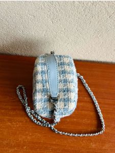 Chic Tweed mini Cube Bag