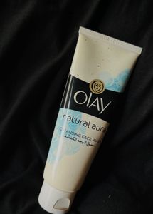 Olay Natural Aura Face Wash