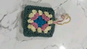 #crochet #smallpouche #headphonecase