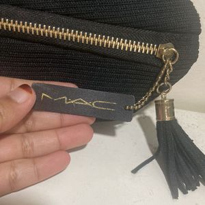 MAC Pouch