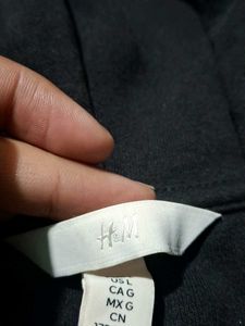 black h&amp;m zipper