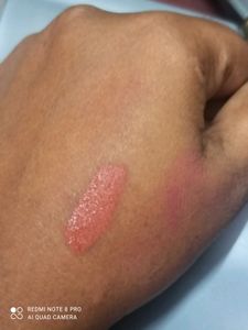 liquid lipstick.. very nice coffee shade.. iam giving it as It looks so nude on my skin tone.. used one time
