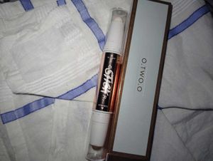 A Beautiful Contact Concealer From Korean Brand