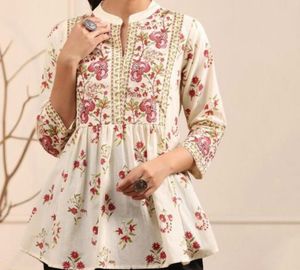 Floral Embroidered Tunic Top