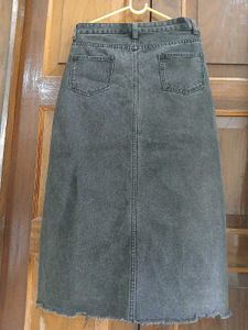 Charcoal Denim Slit Skirt
