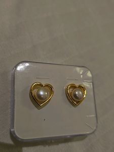 100% Original Pearl Ear Stud🦪