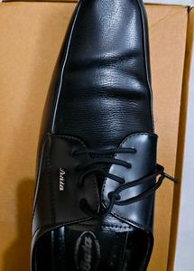 Bata Formal Black Shoes