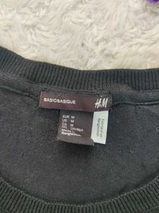 H&amp;M Black Pullover Sweater