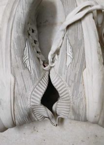 Red Tape Men Sports Shoes