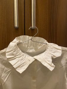 frame white shirt