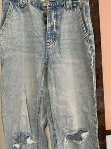 Ripped jeans
