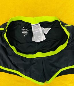 Nike Running Shorts Black Neon