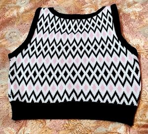 Retro Diamond Knit Crop Top
