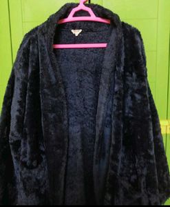 🎇Gorgeous Cozy Fuzzy Blue Shrug🎆