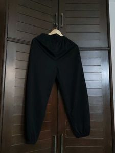 Women Black Slim-fit Joggers Style Track Suit