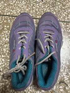 Reebok Sneakers